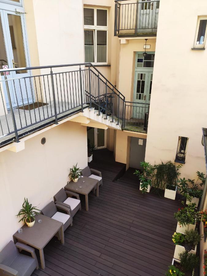 Mirror Apartments 克拉科夫 外观 照片
